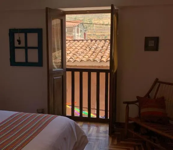 Shanti Hotel *
