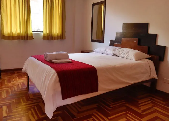 Shanti Hotel *